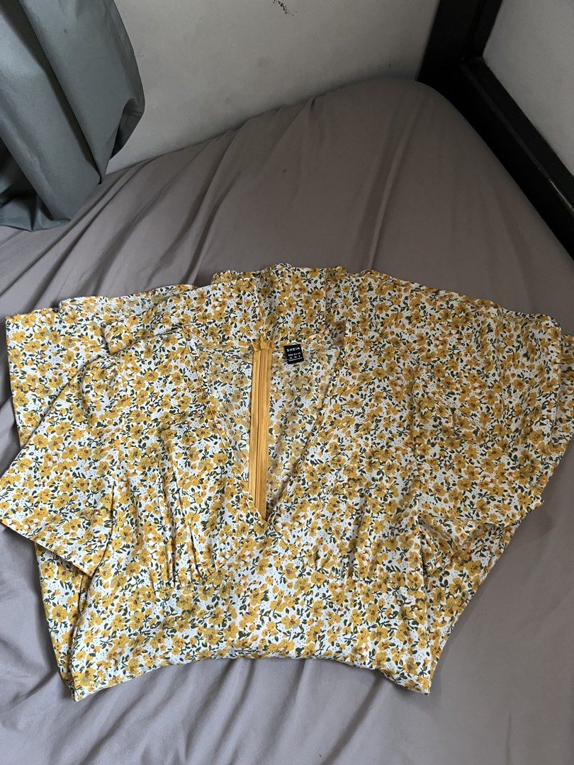 Shein Mini Dress (Category: Dresses) located in Baliuag. Submitted by chuchis_closet (Listing ID 1465525600, Image 1). Description: Never worn!! Mini Sun dress Size: Medium.