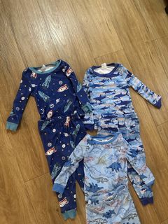 (Category: ) located in . Submitted by petiteclothes_2000 (Listing ID 1465439297, Image 1). Description: .
