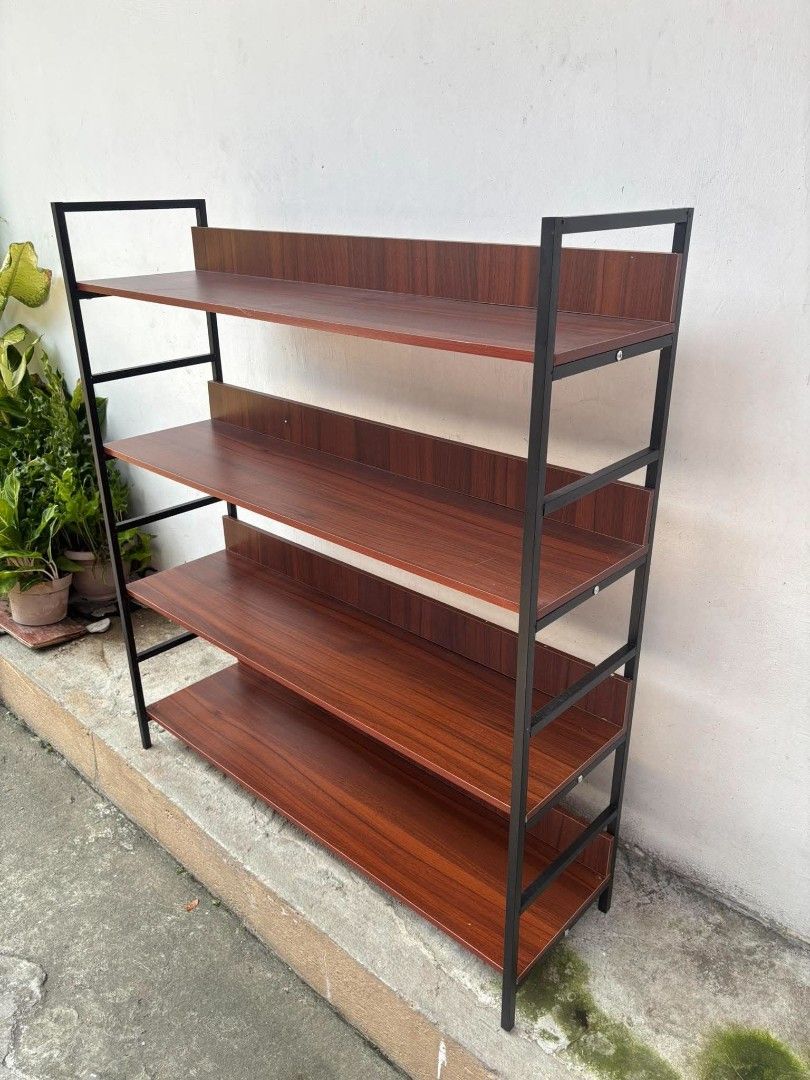 Shelving rack or bookshelves (Category: Shelves, Cabinets & Racks) located in Manila. Submitted by dolorchris69891 (Listing ID 1465489636, Image 3). Description: 5L shelving rack or bookshelves Rack or bookshelves 4L Size 100*30*112cm 3500 ASSEMBLEd.
