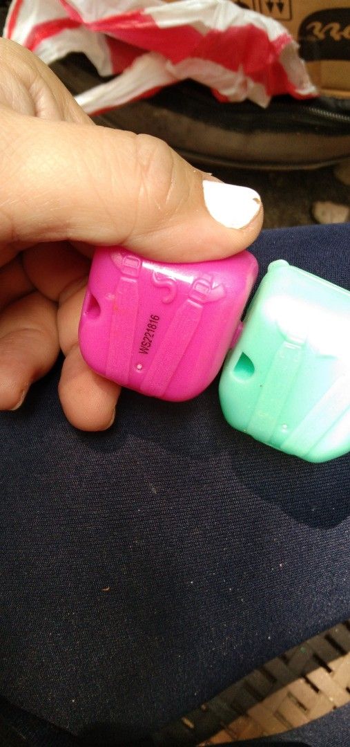 Shopkins bags 2 pcs (Category: Action & Battle Toys) located in Quezon City. Submitted by eidorableshop (Listing ID 1465478694, Image 3). Description: .