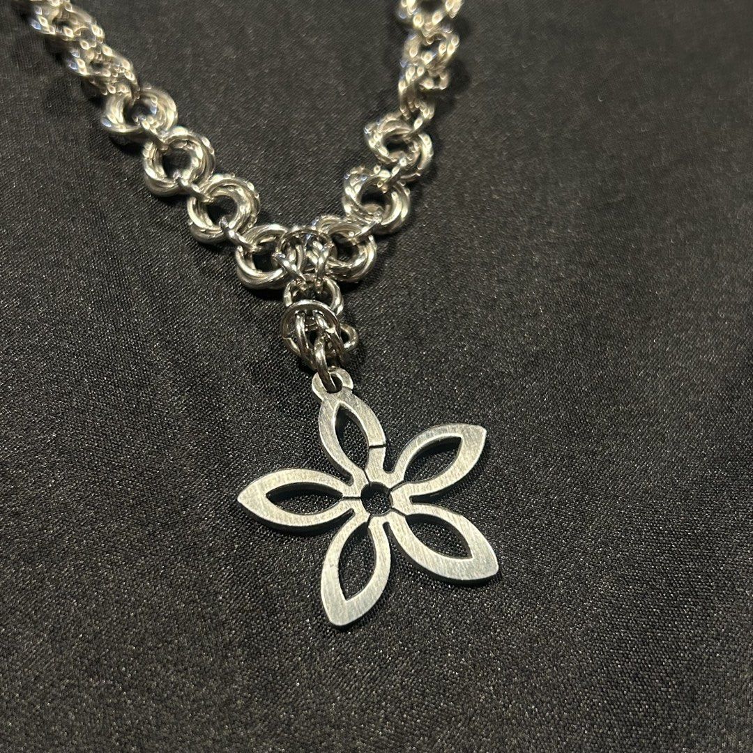 silver flower chainmail necklace (Category: Necklaces) located in Manila. Submitted by sophialeigh (Listing ID 1465521066, Image 2). Description: handmade jewelry - stainless - adjustable - non tarnish 🏷️ alt y2k beads chainmail accessories gothic .