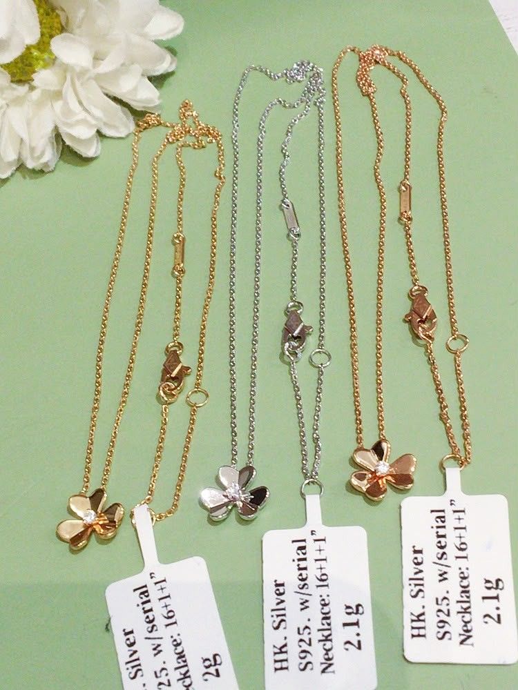silver hk setting 925 ladybug necklace (Category: Necklaces) located in Manila. Submitted by primejewelry (Listing ID 1465433863, Image 3). Description: pm for the price.