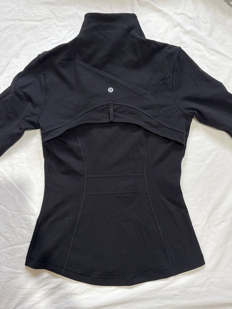 SIZE 6 • lululemon define jacket black (Category: Activewear) located in Angeles City. Submitted by secondset (Listing ID 1465458020, Image 3). Description: 📌Please read my bio before ordering 💰MOP: GCash only 🚚MOD: J&T only ❕Due to limited replies allowed on the app we will not reply to lowballers Width: 14” Length: 26.5” Has some tape residue but barely noticeable!.