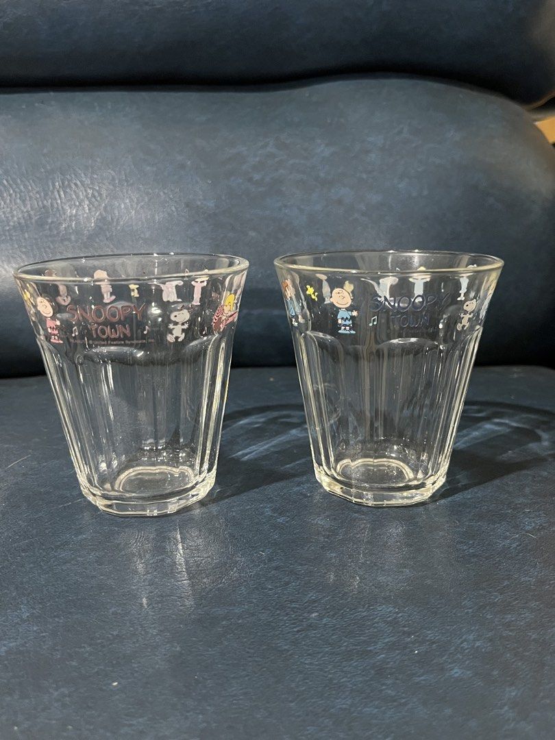 Snoopy Town Glass set (Category: Character Goods) located in Lucena. Submitted by aisanolshop (Listing ID 1465526555, Image 1). Description: No Box.