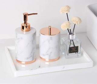 (Category: ) located in . Submitted by curatorfinds (Listing ID 1465434816, Image 1). Description: .