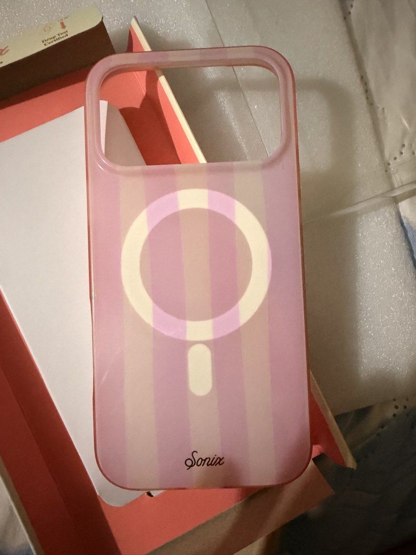 Sonix Case for iPhone 17 Pro Max (Category: iPhone 17 Series) located in Quezon City. Submitted by raspberryblushe (Listing ID 1465470477, Image 1). Description: DECLUTTER SALE AUTHENTIC SONIX PINK CASE FOR IPHONE 17 PROMAX Preloved, Good condition (8/10) minor issue: hairline scratches and pen mark ₱950 only Loc: QC.