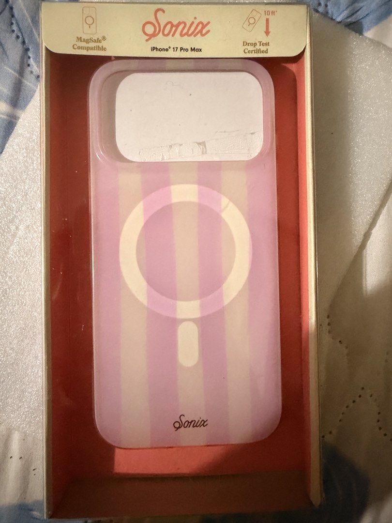 Sonix Case for iPhone 17 Pro Max (Category: iPhone 17 Series) located in Quezon City. Submitted by raspberryblushe (Listing ID 1465470477, Image 2). Description: DECLUTTER SALE AUTHENTIC SONIX PINK CASE FOR IPHONE 17 PROMAX Preloved, Good condition (8/10) minor issue: hairline scratches and pen mark ₱950 only Loc: QC.