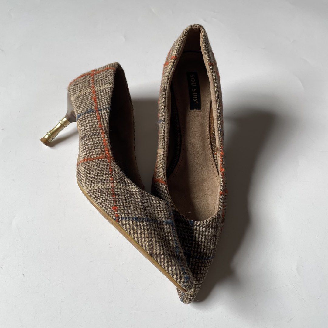 Sousou plaid pointed-toe heels (Category: Flats & Sandals) located in Baguio. Submitted by chronicles_cache (Listing ID 1465424716, Image 2). Description: Size tagged: 38 Condition: Great Issue: None Insole: 9.5 Outsole: 10.5.