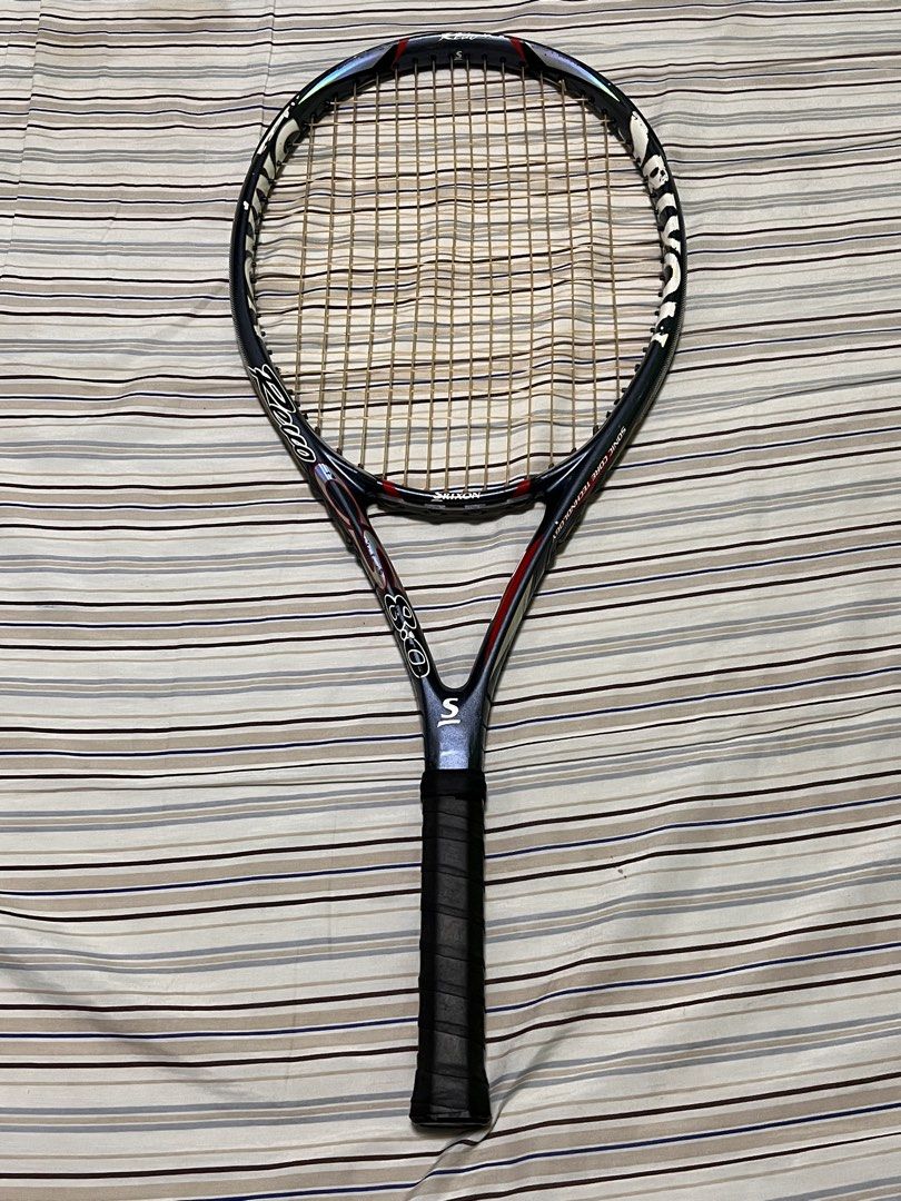 Srixon Revo CS 8.0 Tennis Racket (Category: Racket and Ball Sports) located in Tanza. Submitted by shunsuiiii (Listing ID 1465562409, Image 2). Description: - Specifications: 110 sq in head size, 27.5 in length, and lightweight 255g average weight - See pics for paint chips - Tennis racket only - MOP: Maribank/Gotyme.