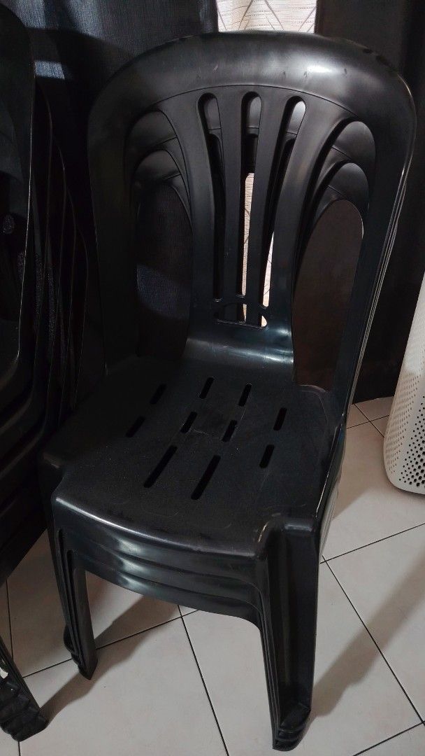 Stackable Black Plastic Chairs Set (Category: Chairs) located in Ipoh. Submitted by oldschoollife (Listing ID 1465449337, Image 3). Description: Kerusi plastic. Ada dua jenis kerusi (keras/lembut) Keras RM18 satu Lembut RM14 satu Ipoh perak.