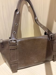 （分類：）位於 。 由 scbuev0128 提交（商品編號 1465528681，圖片 1）。簡介： 。