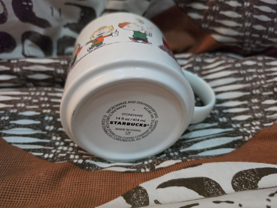 Starbucks + Peanuts Ceramic Mug (Category: Water Bottles & Tumblers) located in Quezon City. Submitted by petite_kopichesg (Listing ID 1465437650, Image 3). Description: Starbucks + Peanuts 14 ounce ceramic mug Brand new Excess All sales are final No return, no refund Will not release item if not yet paid.