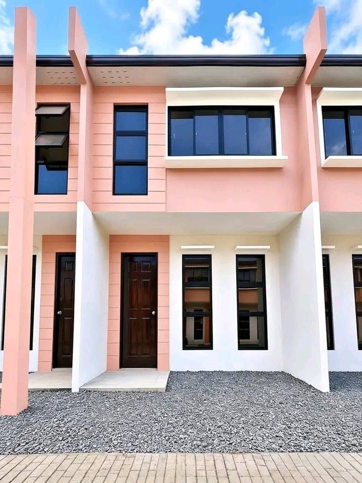 STOP PAYING RENT. START OWNING. 🔑 (Category: House & Lot) located in Quezon City. Submitted by xurjames_realty (Listing ID 1465433682, Image 1). Description: ₱11K/Month LANG — Wala Nang Renta! ✅ ₱0 Downpayment ✅ ₱10K Reservation Lang ✅ 40sqm Own Home — Not Rent! ✅ 30yrs Pag-IBIG — Kayang-Kaya! Renta mo ngayon → Pwede nang maging BAHAY mo! Investment na, Tirahan pa! 💸🏠.