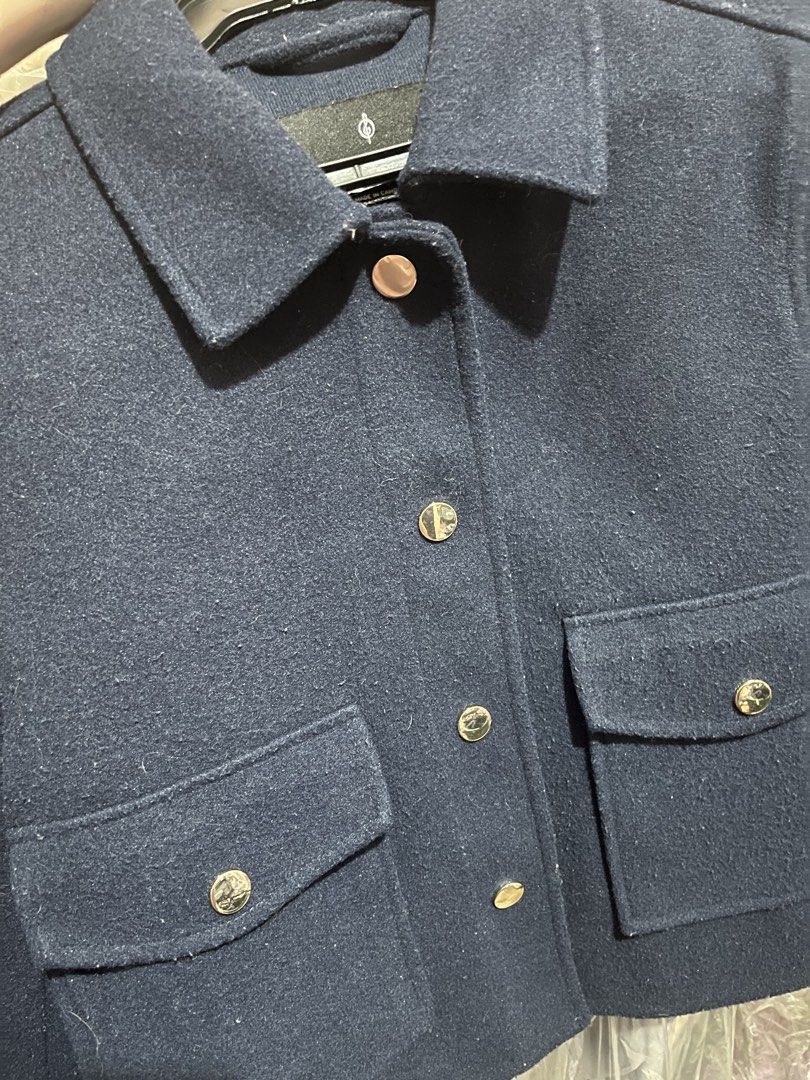 Stradivarius Navy blue collared jacket (Category: Coats, Jackets and Outerwear) located in Manila. Submitted by justshop.ph (Listing ID 1465547599, Image 3). Description: .