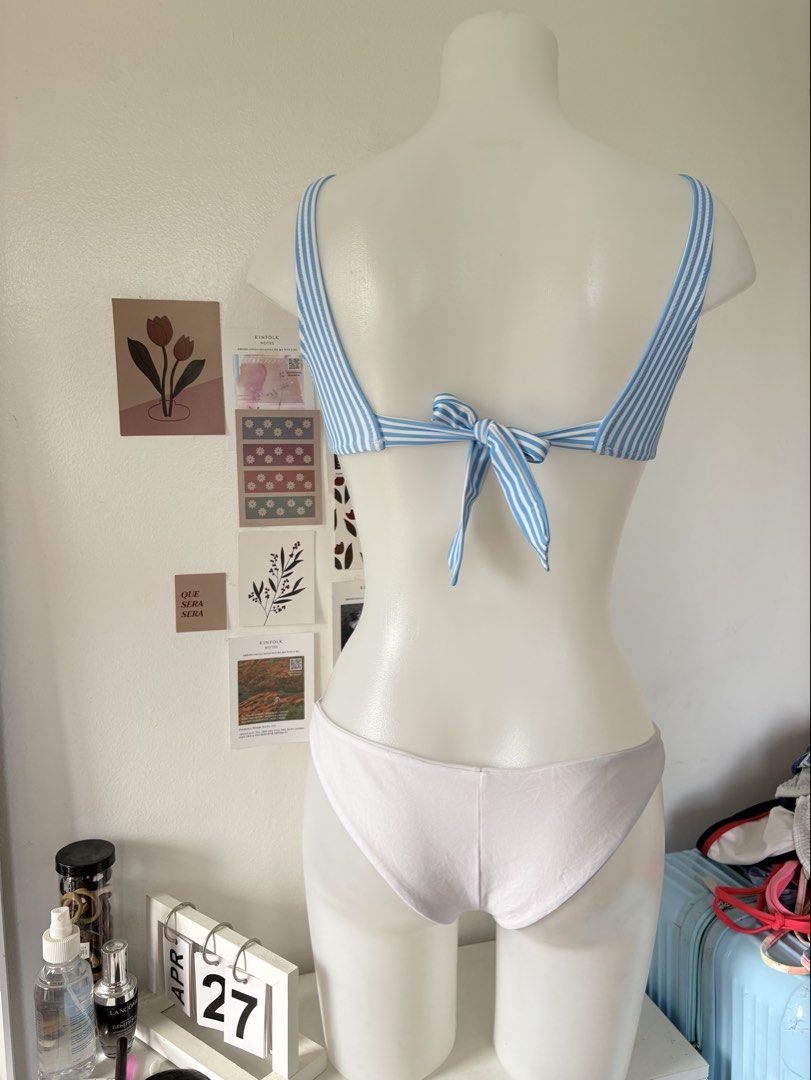 striped set (Category: Bikinis & Swimsuits) located in Manila. Submitted by lavieelle (Listing ID 1465488302, Image 2). Description: - brand new & no flaws - best fit small to medium frames - bought in landmark - rfs: decluttering .