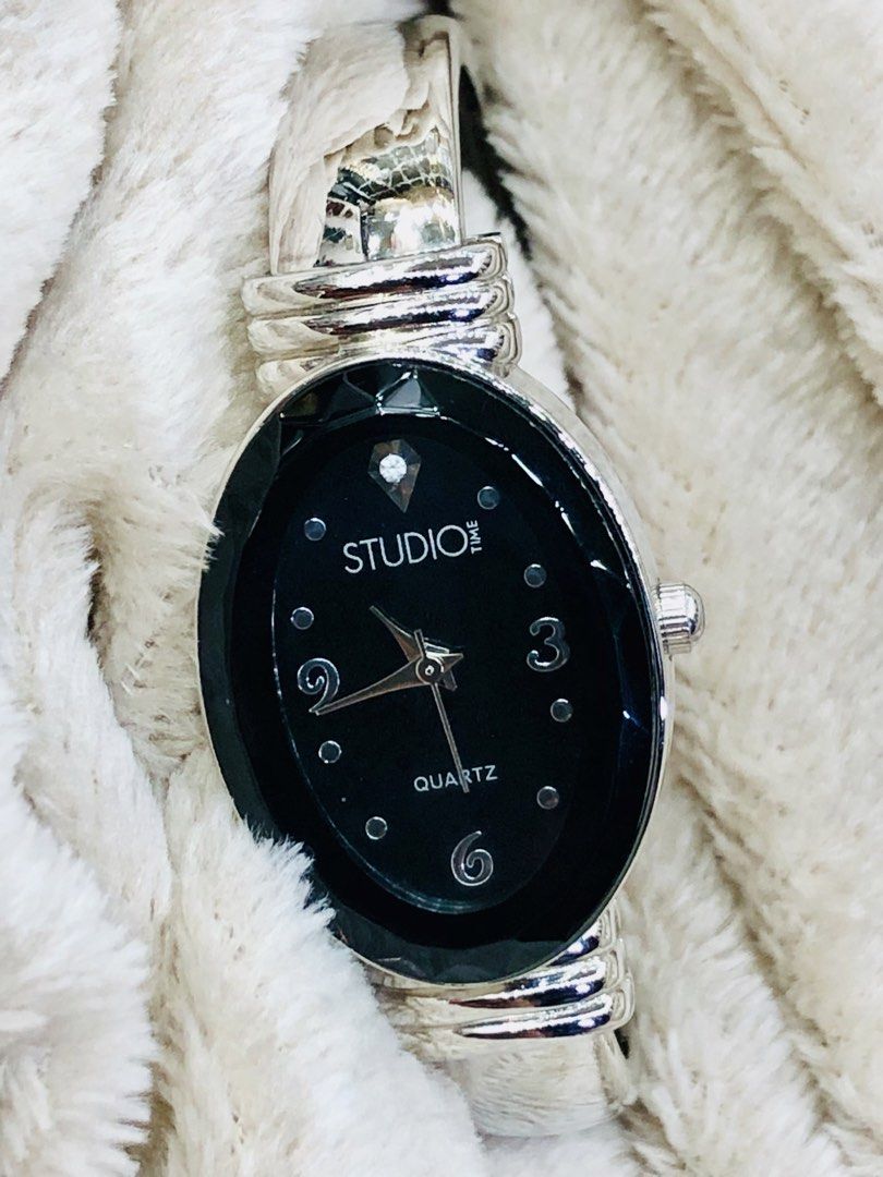 Studio (Category: Women's Watches) located in Cavite. Submitted by onstuffs_19 (Listing ID 1465517119, Image 3). Description: .