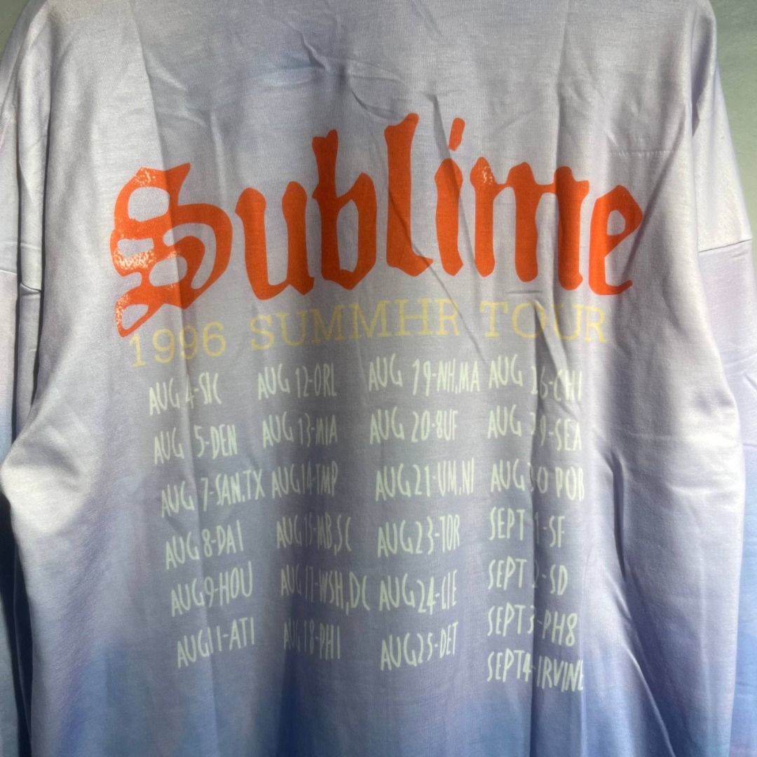 Sublime Band Sweatshirt (Category: Coats, Jackets and Outerwear) located in Mariveles. Submitted by akidfromnowherethrift (Listing ID 1465486482, Image 3). Description: Sublime Dimes: 23x29 Size: L-XL Color rate: 10/10 Condition: As New.