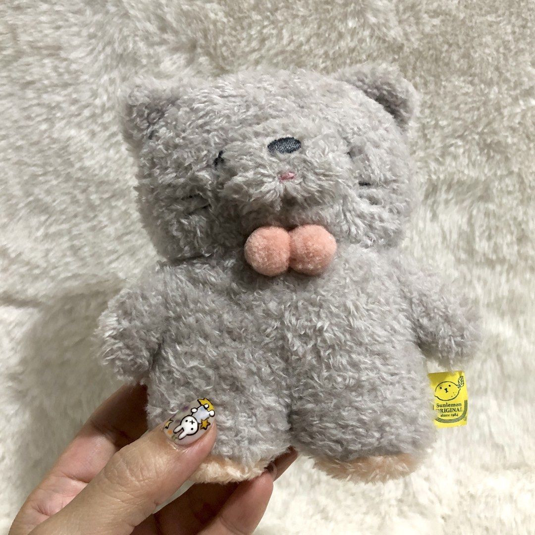 Sunlemon Cute Bear Plush (Category: Everything Else Others) located in Quezon City. Submitted by kitsune.treasures (Listing ID 1465493006, Image 1). Description: *First to pay policy! *1 day reservation only. Failure to pay on time, auto cancel. 📍Quezon City * MOD: J&T | Lalamove * MOP: GCASH | BPI 📦ON HAND AND READY TO SHIP! CONDITION: WHAT YOU SEE IS WHAT YOU GET. Dimensions: Kindly check the photos for the actual measurements. Please check a
