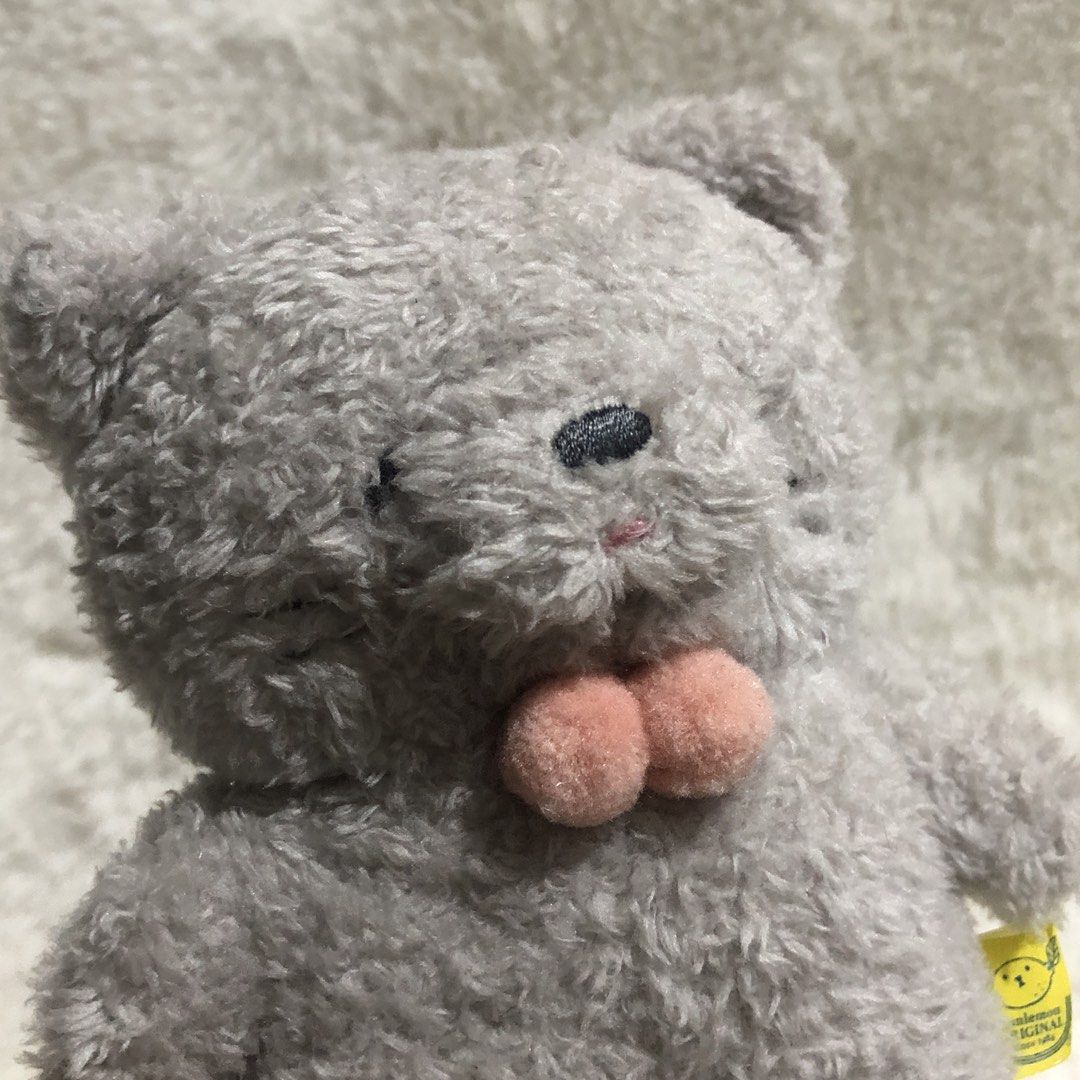 Sunlemon Cute Bear Plush (Category: Everything Else Others) located in Quezon City. Submitted by kitsune.treasures (Listing ID 1465493006, Image 2). Description: *First to pay policy! *1 day reservation only. Failure to pay on time, auto cancel. 📍Quezon City * MOD: J&T | Lalamove * MOP: GCASH | BPI 📦ON HAND AND READY TO SHIP! CONDITION: WHAT YOU SEE IS WHAT YOU GET. Dimensions: Kindly check the photos for the actual measurements. Please check a