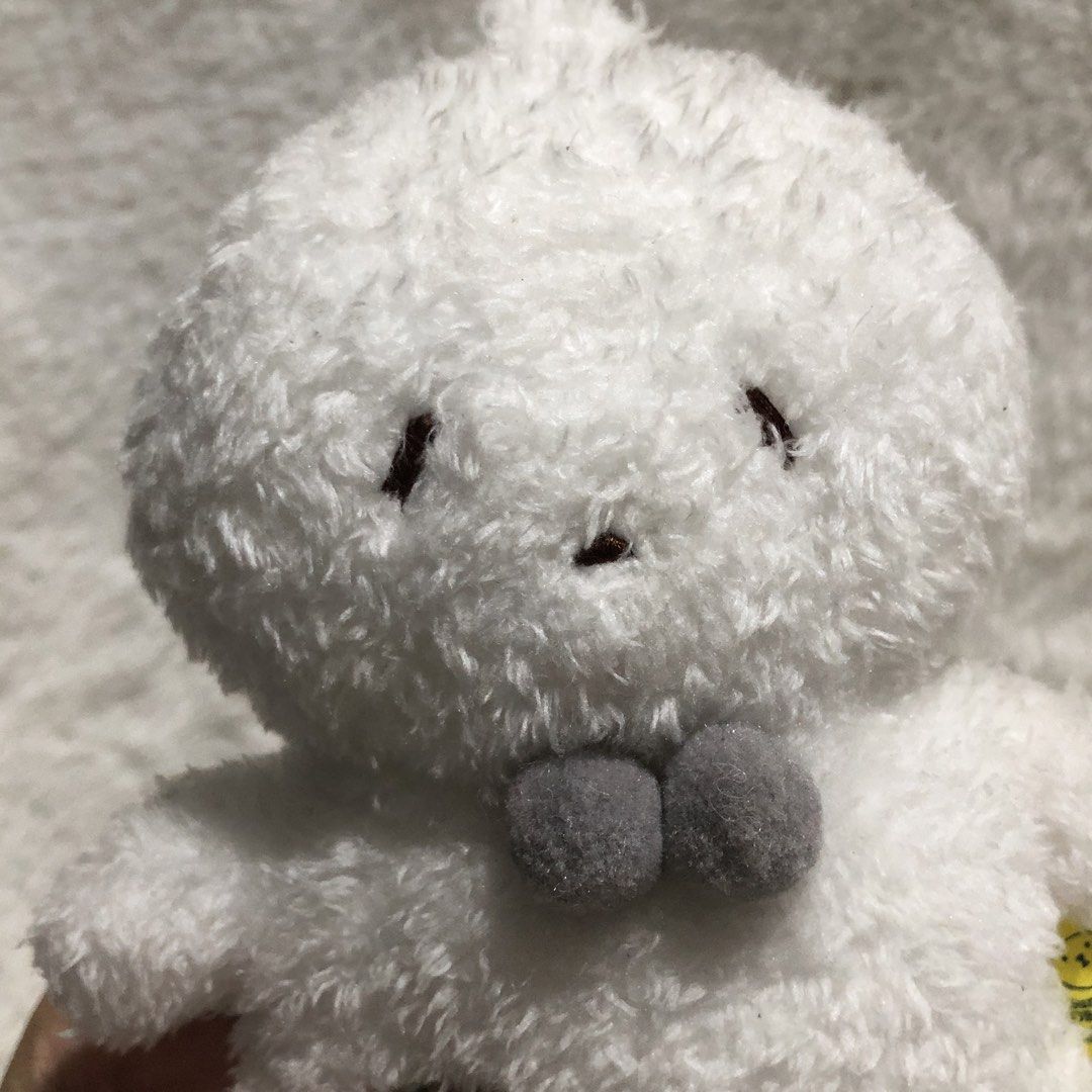 Sunlemon Cute Plush (Category: Infant Playtime) located in Quezon City. Submitted by kitsune.treasures (Listing ID 1465489395, Image 2). Description: *First to pay policy! *1 day reservation only. Failure to pay on time, auto cancel. 📍Quezon City * MOD: J&T | Lalamove * MOP: GCASH | BPI 📦ON HAND AND READY TO SHIP! CONDITION: WHAT YOU SEE IS WHAT YOU GET. Dimensions: Kindly check the photos for the actual measurements. Please check all the photo
