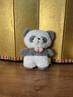 (Category: ) located in . Submitted by lunashop14 (Listing ID 1465562699, Image 1). Description: .