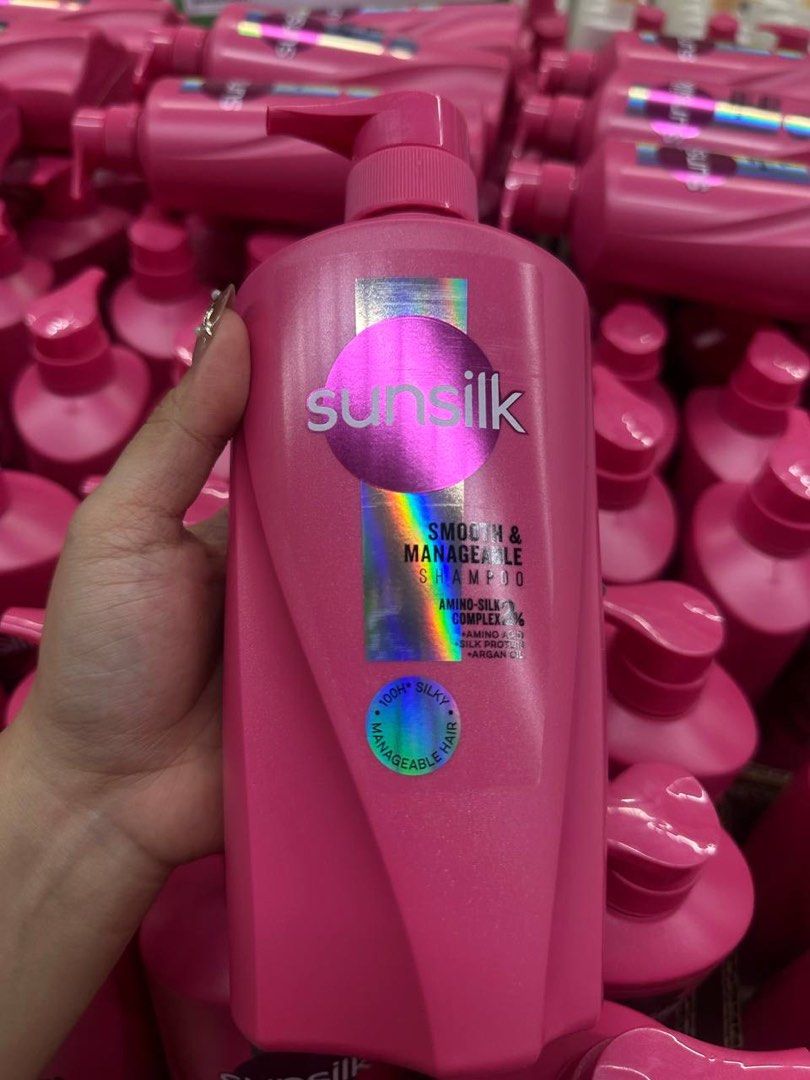 Sunsilk smooth and manageable (Category: Bath) located in Manila. Submitted by aurelleph (Listing ID 1465522385, Image 2). Description: 🎀FOLLOW OUR FB, IG AND TIKTOK Stay updated with our latest products, new arrivals, announcements, and restocks. IG: @aurellephofficial FB: Aurelle TIKTOK: aurellephofficial See you there! ♡.