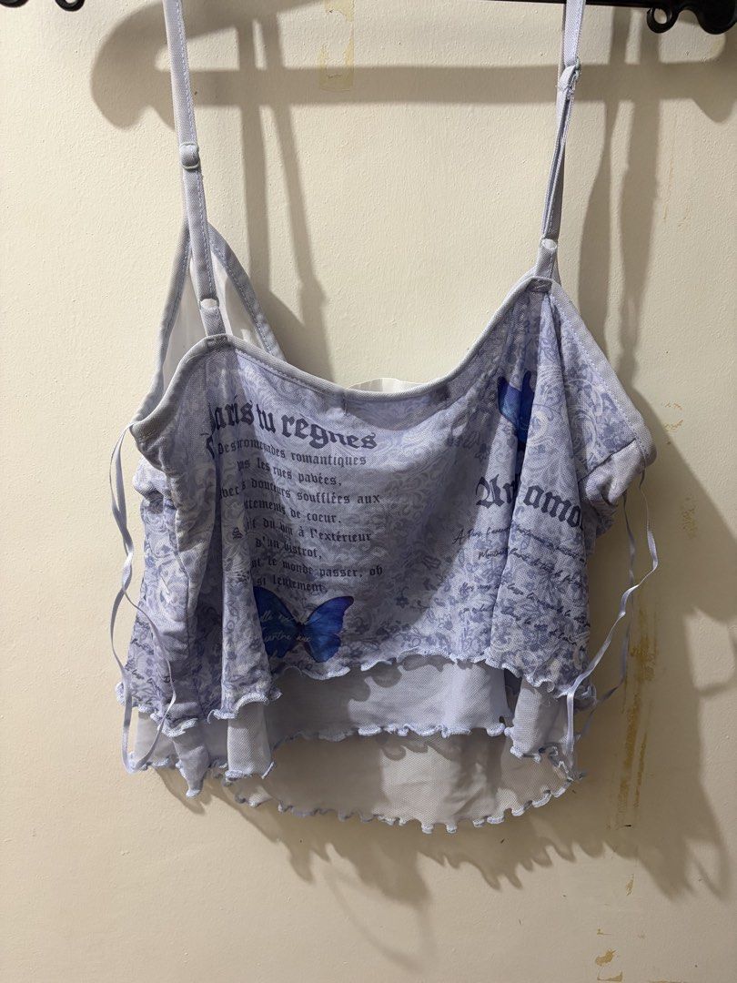 supre y2k top (Category: Sleeveless) located in Manila. Submitted by getitfromjul (Listing ID 1465569370, Image 2). Description: - supré top.