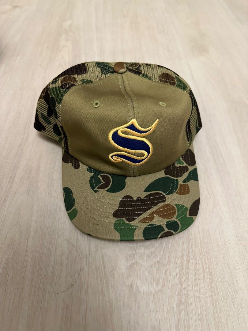 Supreme Contrast S 6 Panel （分類：棒球帽、帽）位於 Hong Kong。 由 chanelluxhk 提交（商品編號 1465500064，圖片 1）。簡介： 99% new。