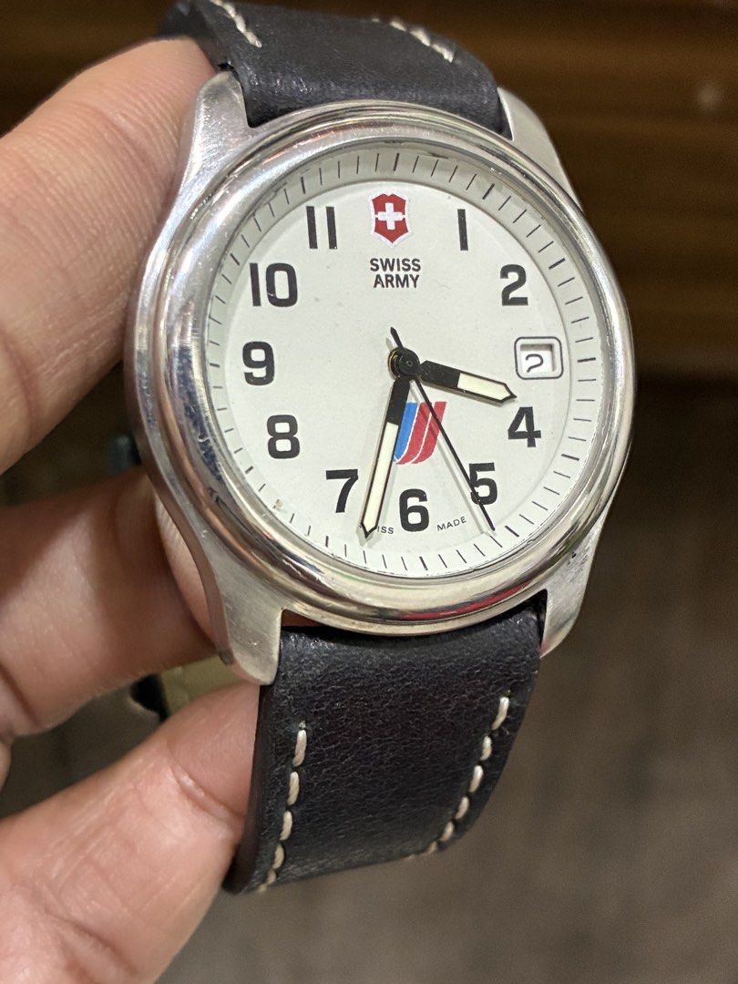 Swiss Army Mens Watch (Category: Men's Watches) located in Manila. Submitted by tictac921 (Listing ID 1465439485, Image 2). Description: .
