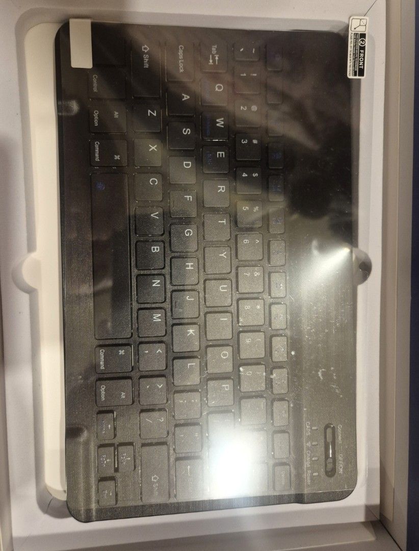Tablet (Category: Android) located in Pasay City. Submitted by varicamic91286 (Listing ID 1465447268, Image 3). Description: RFS: Naka stock lang.