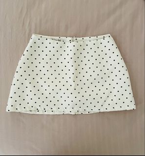 (Category: ) located in . Submitted by harpercloset (Listing ID 1465386167, Image 1). Description: .