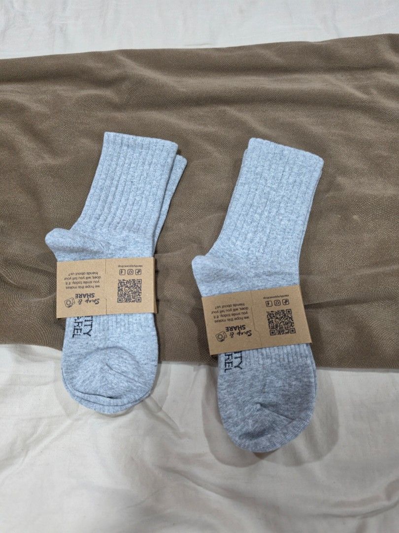 Take All 2 Pairs Identity Apparel Gray Socks (Category: Socks) located in Quezon City. Submitted by snowflakes.specials (Listing ID 1465442326, Image 2). Description: Take all brand new.