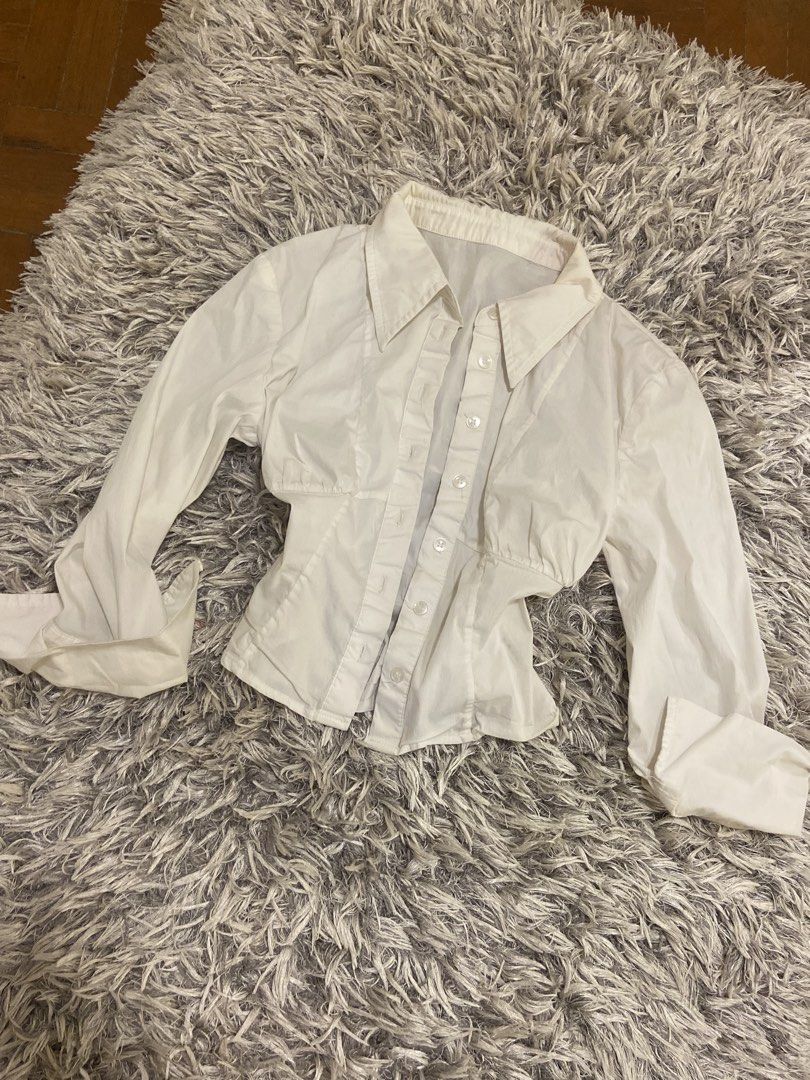 TAKE ALL 5 pcs BRANDED PRELOVED TOPS (Category: Blouses) located in Manila. Submitted by charleneka32549 (Listing ID 1465437545, Image 1). Description: .