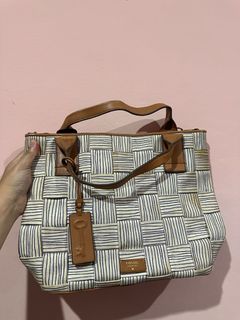 (Kategori: ) berada di . Dikirim oleh im.rio (ID iklan 1465511860, Gambar 1). Deskripsi: .
