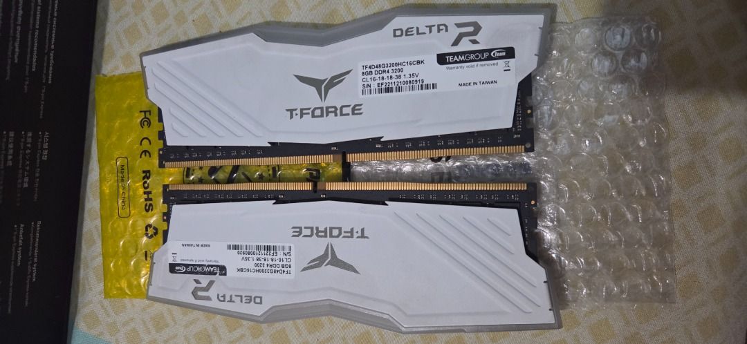 TEAMGROUP T-FORCE DELTA R White Desktop Memory RAM (Category: Computer Parts) located in Caloocan City. Submitted by jtech_05 (Listing ID 1465418606, Image 1). Description: - Brand/Model: TEAMGROUP T-Force Delta R DDR4 RAM - Color/Design: Stylish white with vibrant RGB capability - Condition: Pulled from a working setup, fully tested and 100% working - Physical Quality: Clean pins and pristine heatsinks with no physical damage - Perfect for: Upgr