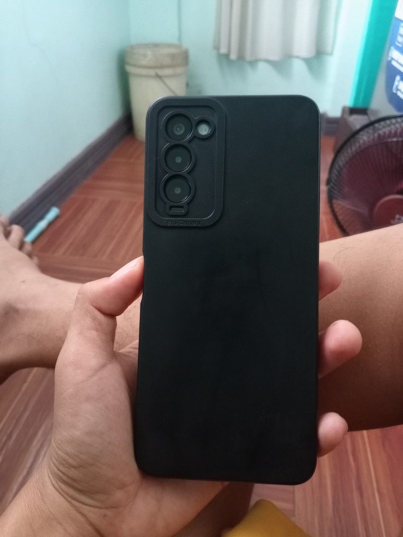 Tecno camon 18 (Category: Android Others) located in Butuan. Submitted by urvancabactulan (Listing ID 1465449173, Image 3). Description: Rush Tecno camon 18 128gb 3550 only my tawad if sure buyer issue: dents only no hidden issue all working good.