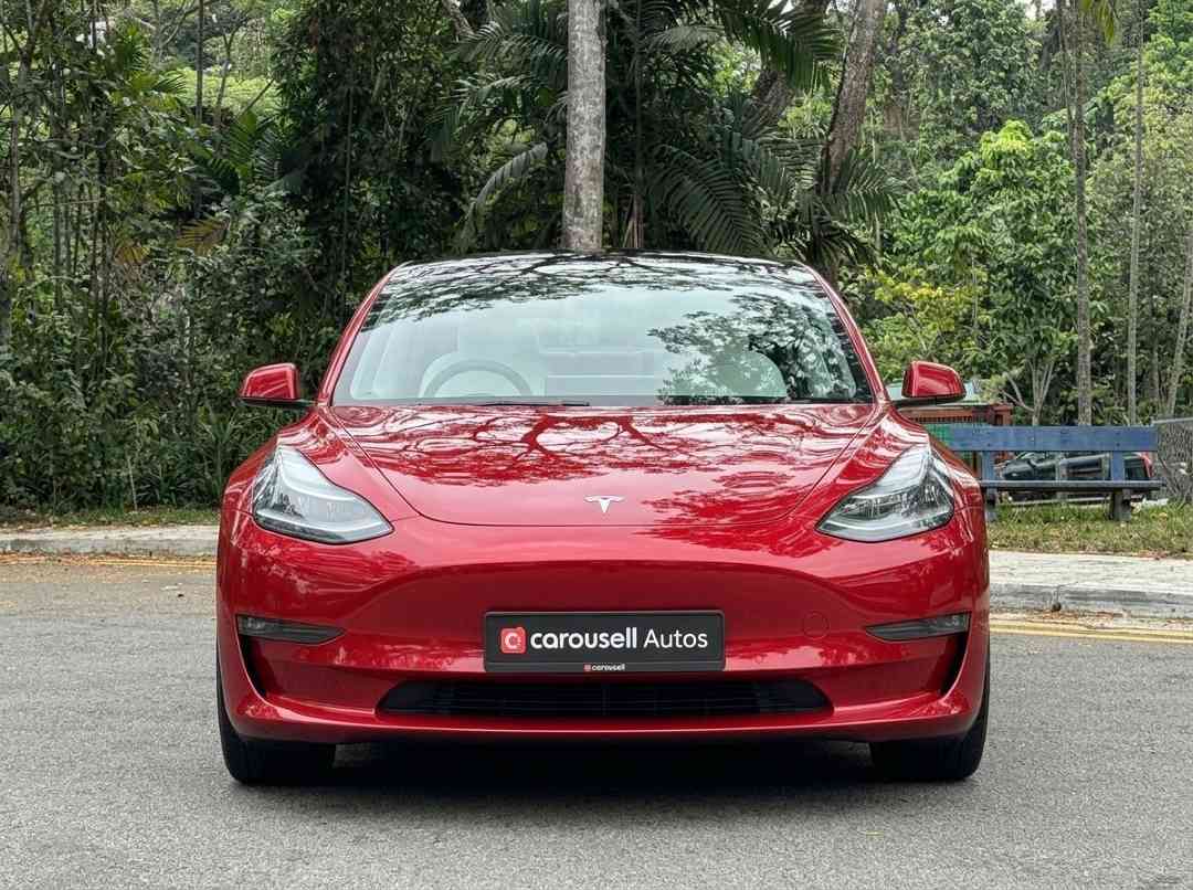 (Category: ) located in . Submitted by carousellcars (Listing ID 1465409350, Image 1). Description: .