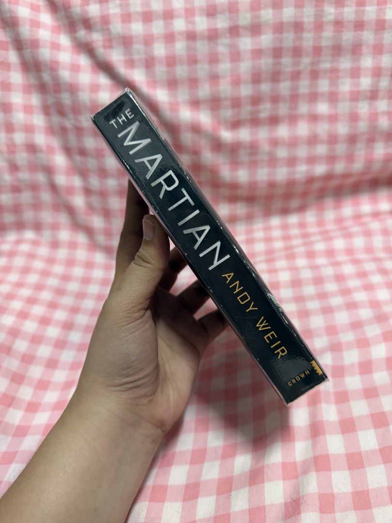 The Martian by Andy Weir (Category: Storybooks) located in Calauan. Submitted by itsmeshereadss (Listing ID 1465502117, Image 2). Description: - preloved MMPB SIZE - minimal tanning.