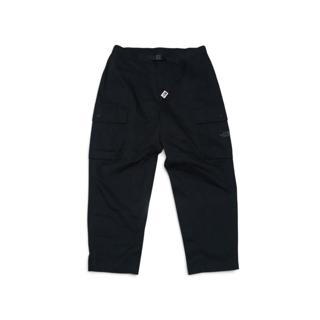 TNF Cargo Pants (Category: Trousers) located in Iloilo. Submitted by wearmovement.ilo (Listing ID 1465531825, Image 1). Description: TNF Cargo Pants Black Color Rate 10/10 Men's Size 33-35 Waistline x 37 Length Good as New Condition / No Issues Belted Waistband DM 📩📩📩 _______Disclaimer________ All brand names and trademarks belong to their respective owners and are used for identification only. We are not affiliated with or endorsed by any bra