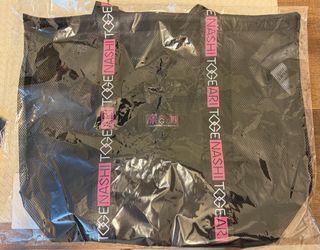 （分類：）位於 。 由 navingai 提交（商品編號 1465529890，圖片 1）。簡介： 。