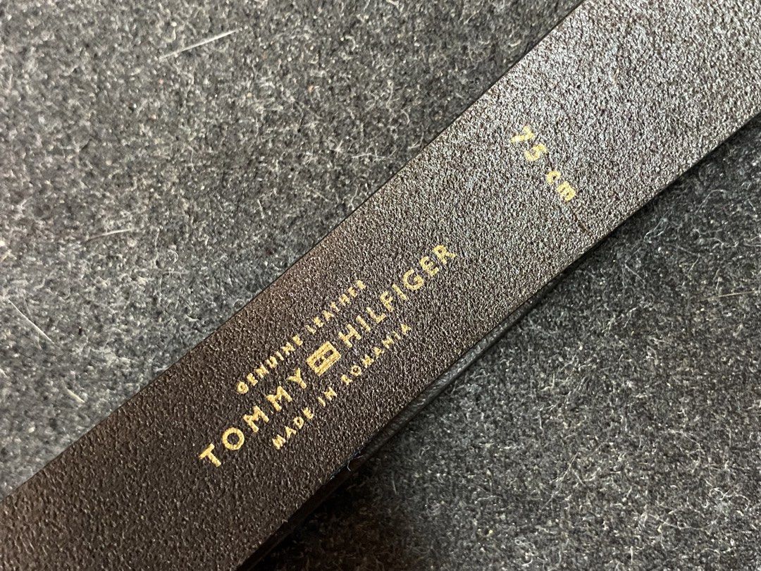 TOMMY HILFIGER Brown Leather Belt (Category: Belts) located in Quezon City. Submitted by loloyz123 (Listing ID 1465422698, Image 3). Description: TOMMY HILFIGER Brown Leather Belt Condition: Very good Color rate: 9.8/10 Color: Brown Size: 75cm.