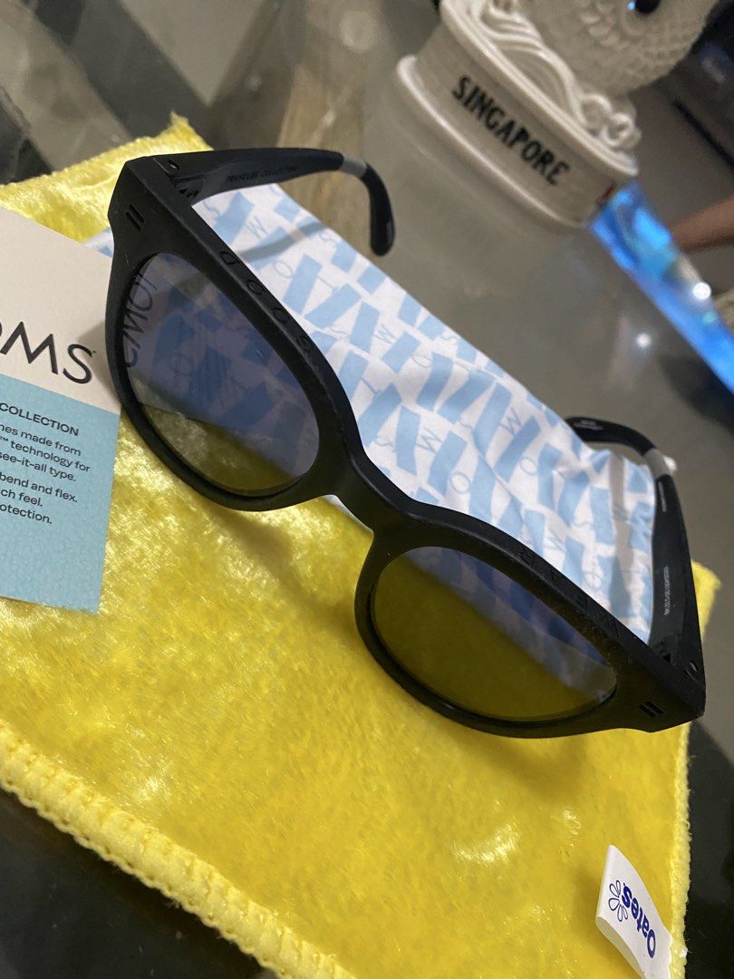 Toms Goodbyes "Rhodes" sunglasses (Category: Sunglasses & Eyewear) located in Tarlac. Submitted by nate4stuffs (Listing ID 1465393603, Image 2). Description: bought in usa, never been used.