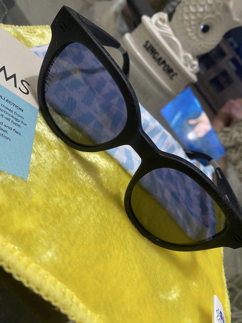 Toms Goodbyes "Rhodes" sunglasses (Category: Sunglasses & Eyewear) located in Tarlac. Submitted by nate4stuffs (Listing ID 1465393603, Image 3). Description: bought in usa, never been used.