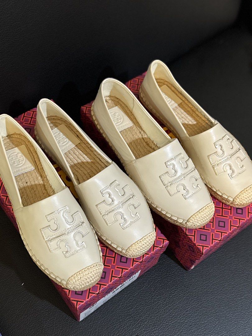 Tory Burch Espadrille (Category: Loafers) located in Bulacan. Submitted by jodayyyyyy (Listing ID 1465424690, Image 1). Description: REPLİCA BUT GOOD QUALİTY :) SİZE 6.5 RFS: WRONG SİZE DELİVERED 2 stocks Comes with box.