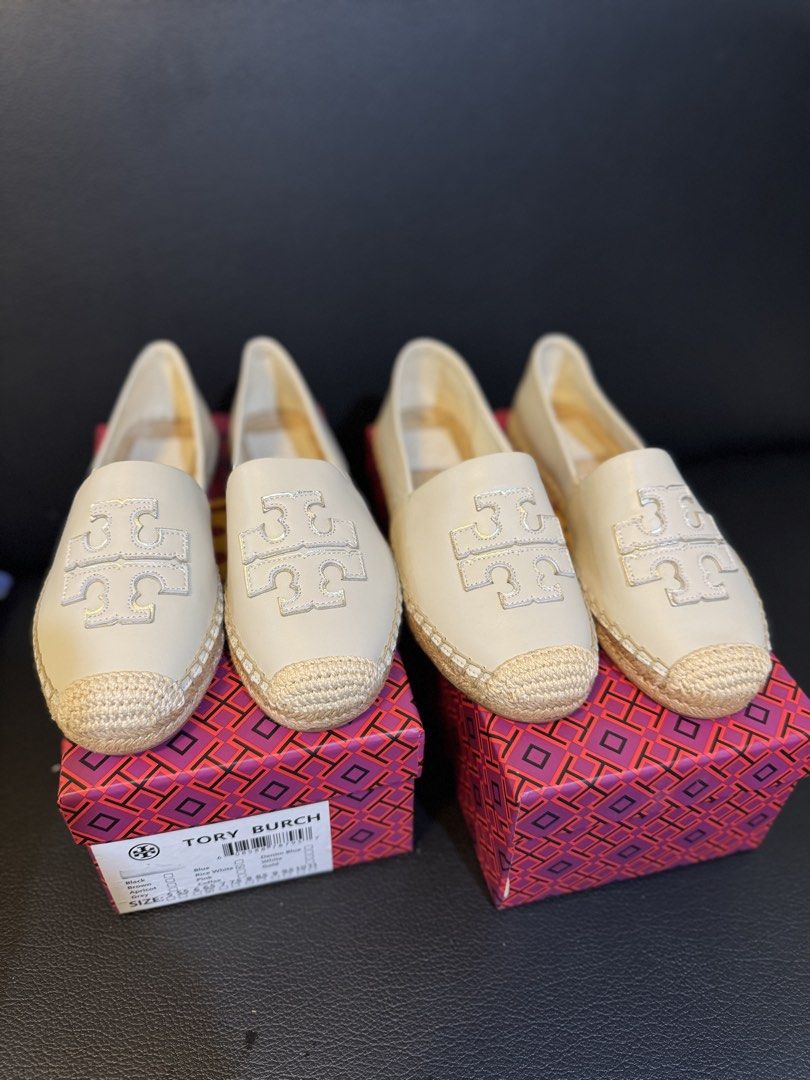 Tory Burch Espadrille (Category: Loafers) located in Bulacan. Submitted by jodayyyyyy (Listing ID 1465424690, Image 2). Description: REPLİCA BUT GOOD QUALİTY :) SİZE 6.5 RFS: WRONG SİZE DELİVERED 2 stocks Comes with box.