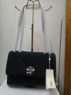 （分類：）位於 。 由 mahalko412 提交（商品編號 1465387786，圖片 1）。簡介： 。