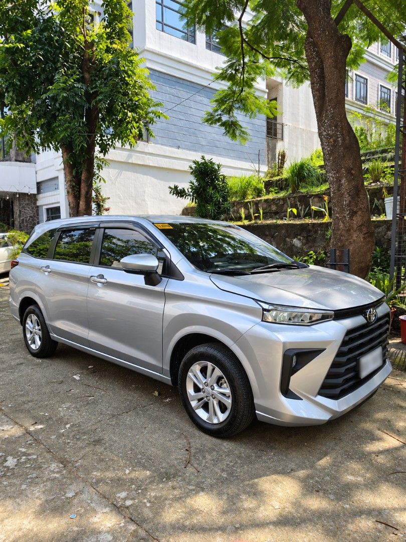 Toyota Avanza 1.3 E Variant CVT Auto (Category: Used Cars) located in Cainta. Submitted by lorraes (Listing ID 1465424607, Image 2). Description: 2026 Toyota Avanza 1.3 E CVT PHP 855,000 - Negotiable upon viewing Location: Cainta, Rizal - 1.3L gas, automatic/CVT, 7-seater - Silver Metallic - 4,000+ km odometer - 2 keys - Plate ending 9 (Friday coding) - Accident-free and flood-free - No known mechanical issues - Very minor, barely noticeable bump