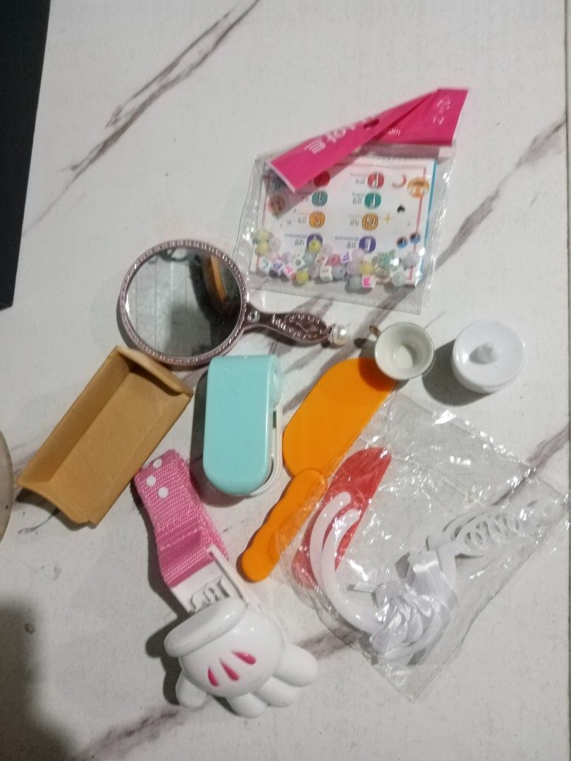Toys assorted (Category: Kids Toys) located in Caloocan City. Submitted by 4kidsstore (Listing ID 1465486027, Image 1). Description: .