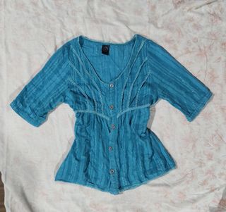 (Category: ) located in . Submitted by angel.decluttersx (Listing ID 1465572057, Image 1). Description: .