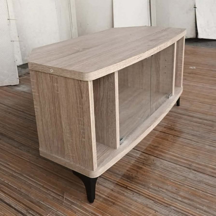 Tv Rack (Category: TV Consoles) located in Meycauayan. Submitted by marygracecasimiro (Listing ID 1465478644, Image 3). Description: TV Rack for 32” L31.5 x W15.5 x H17 Price: 3,000🩷🧡.